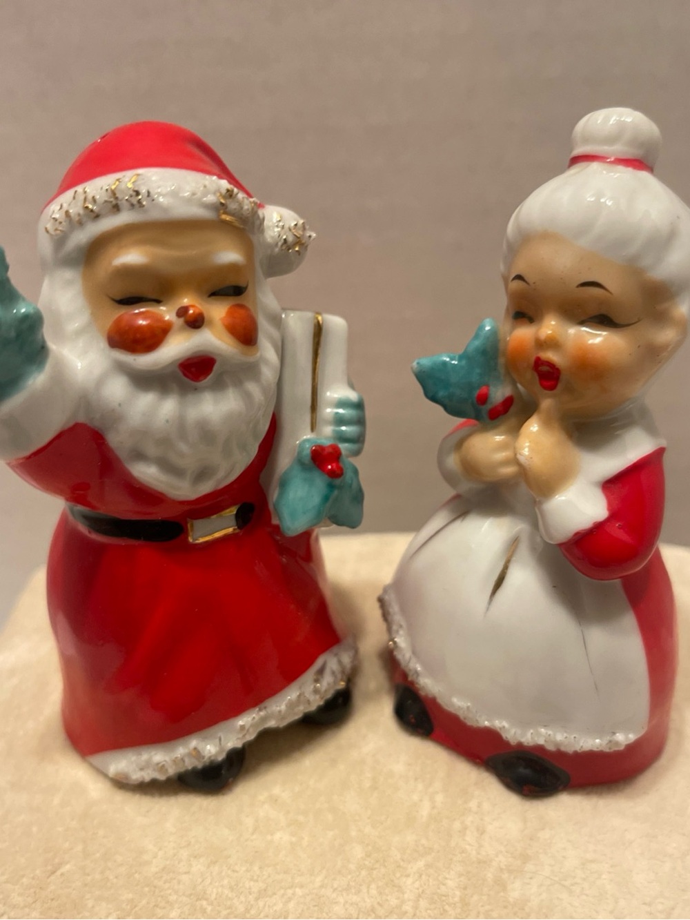 Vintage 1950 Christmas Santa and Mrs. Claus Porcelain Salt & Pepper Shakers